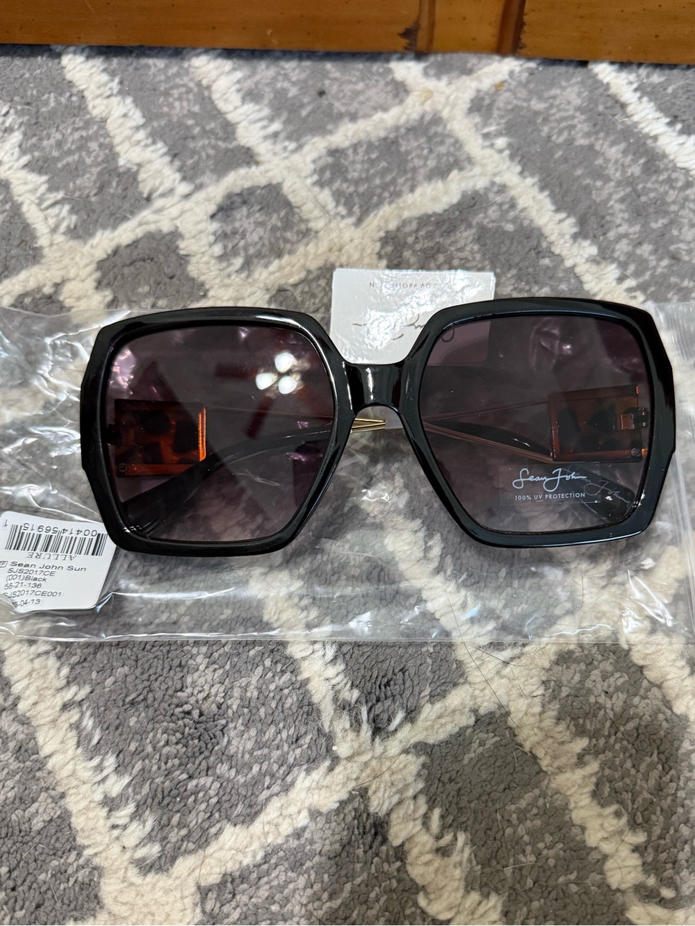 Sean John Women’s Black Gold Oversized Square Sunglasses NEW